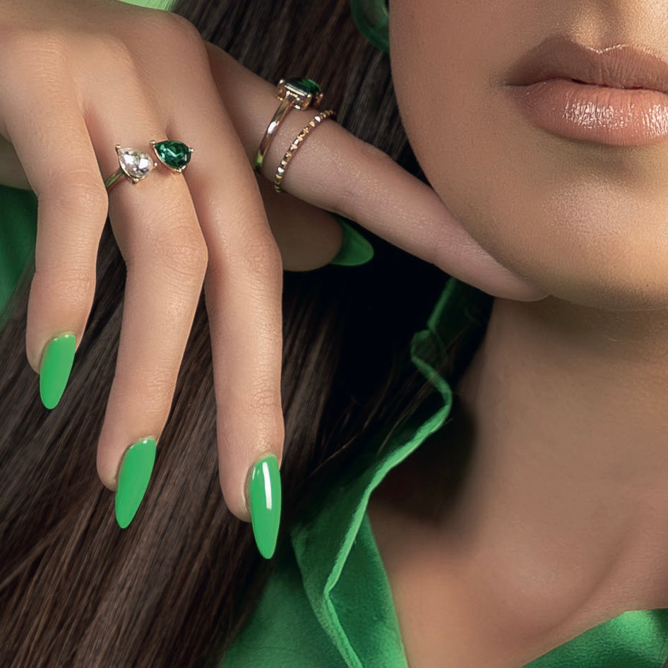 304 Verde BIO Sculpture Gemini nail polish