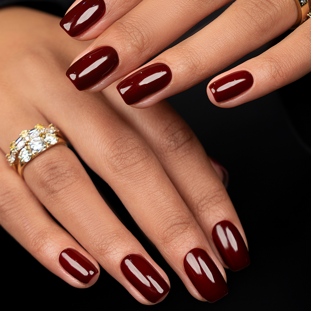 334 Garnet Noir BIO Sculpture Gemini nail polish
